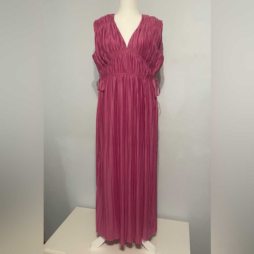 Endless Rose Pleated Pink Maxi Dress